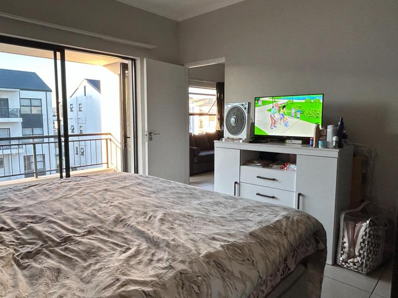 To Let 1 Bedroom Property for Rent in Sandown Western Cape